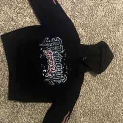 oversized black graphic hoodie