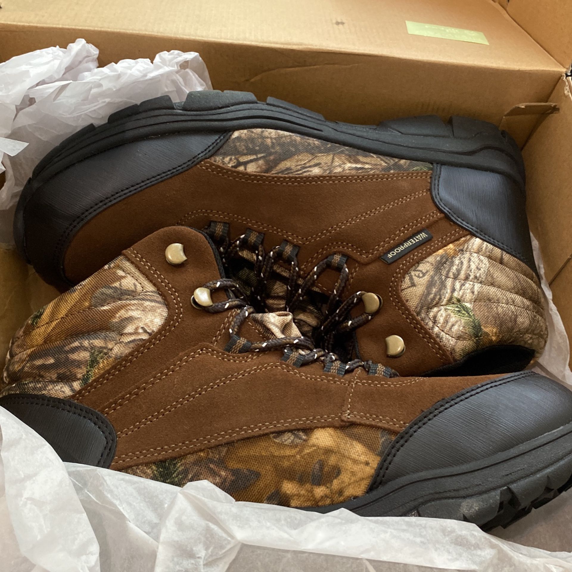 Camouflage Boots Survivors Size 11 W
