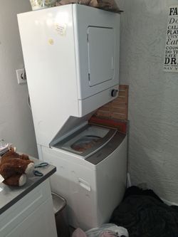 Whirlpool Washer and Dryer Set