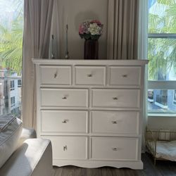 Stunning Solid Wood White Tall Wide Dresser With Gold Knobs 