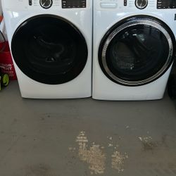 GE Front Loader Washer And Dryer Set