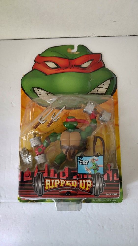 NINJA TURTLES ACTION FIGURES