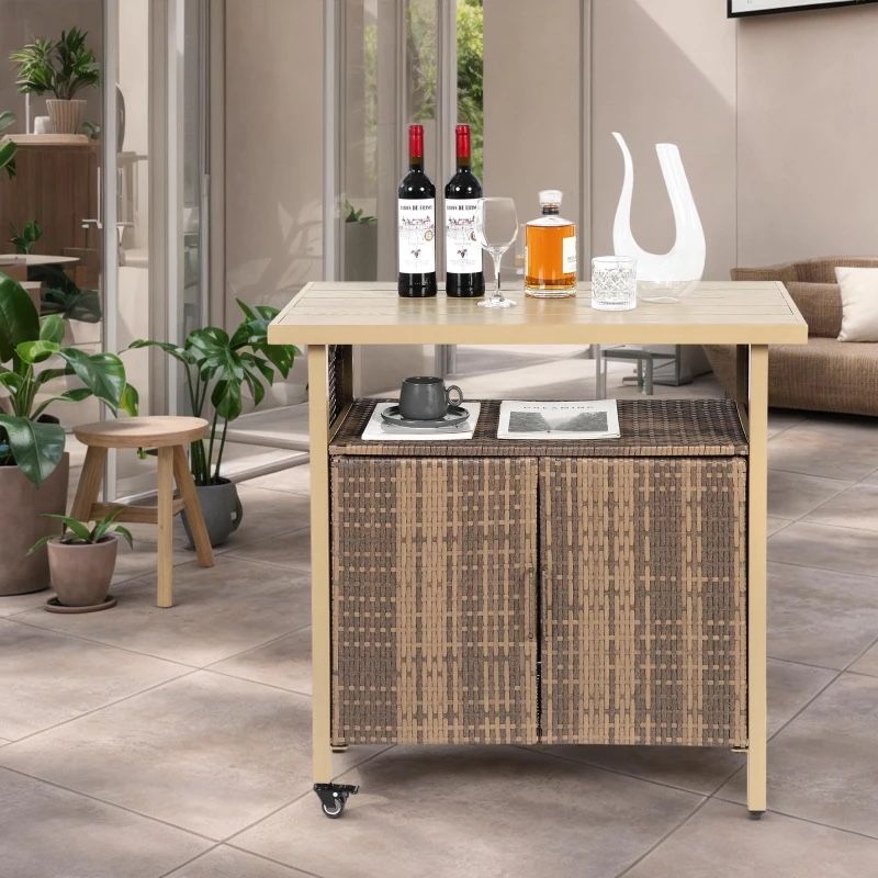Outdoor Bar Table With Storage/ Mesa De Bar Para Exterior Con Armario