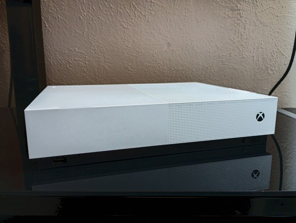 Xbox One S, 1TB