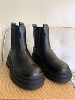Urban Outfitters Baldwin Leather Boot
