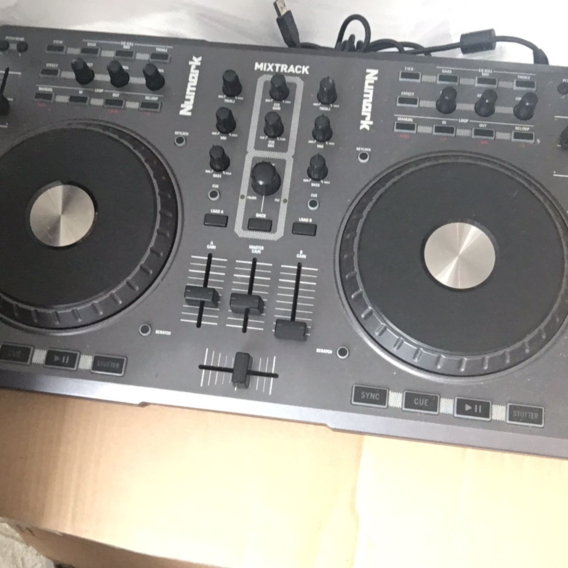 Numark Mixtrack For Parts Or Repair
