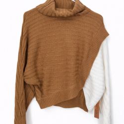 ✨ Color Block Turtleneck Sweater