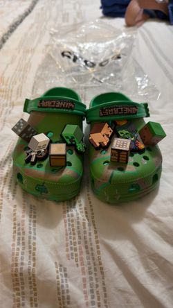 Minecraft Kids Crocs size 12