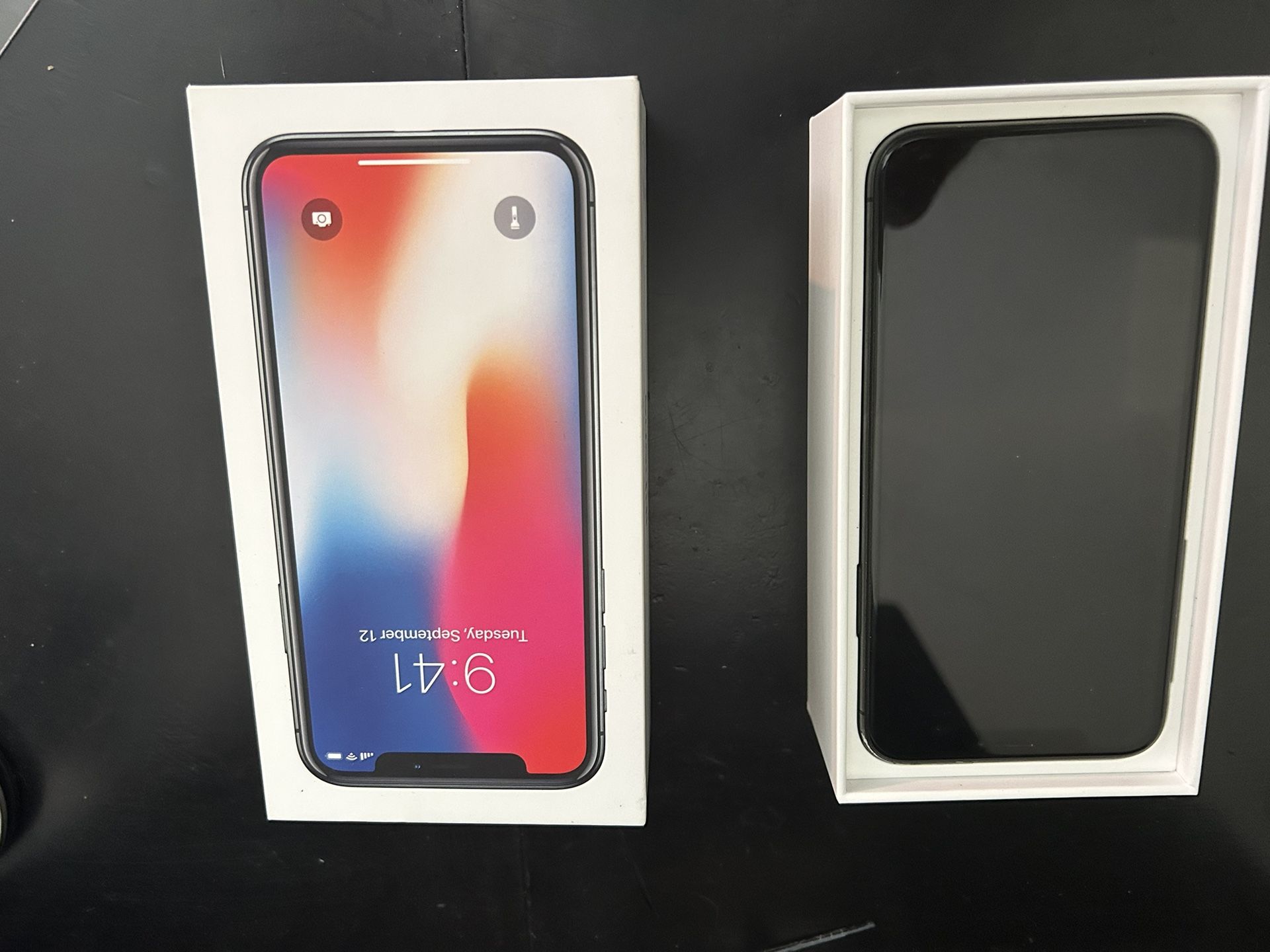 Two iPhone X