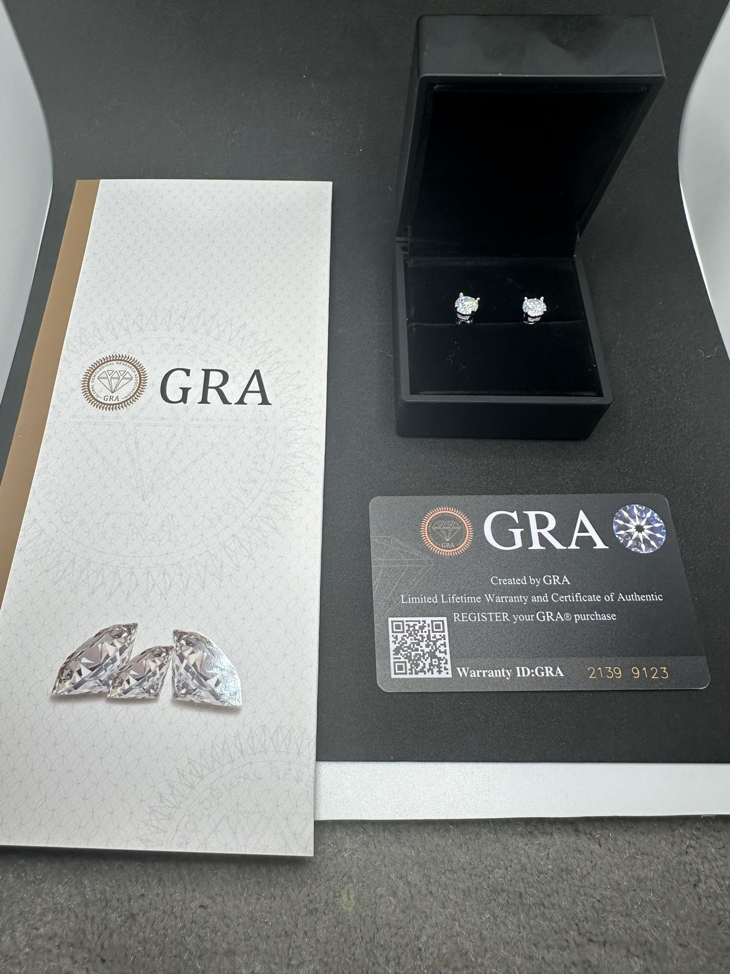 Lab Grown Diamond Earrings VVS1