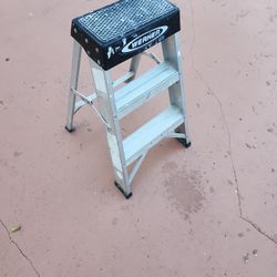 Warner Step Ladder