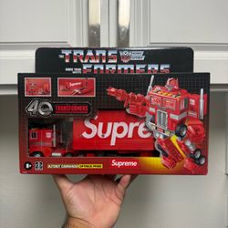 G1 Transformers Optimus Prime - Supreme