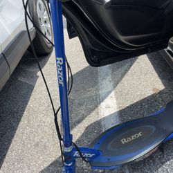 Kids Razor Power Core E90 Electric Scooter with hub Motor, Push-Button Throttle