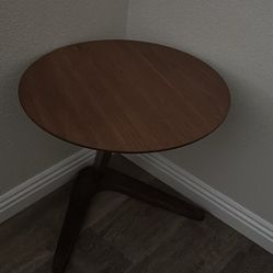 Corner Table