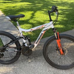 Mongoose Trail Blazer Mountain Bike, 24-inch wheels, 21 speeds