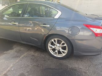 2010 Nissan Maxima