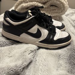 Black Nike Dunks - Men’s 9.5, Women’s 11