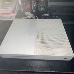 Xbox One S 500 GB+ 120Hz Monitor (WORKING)