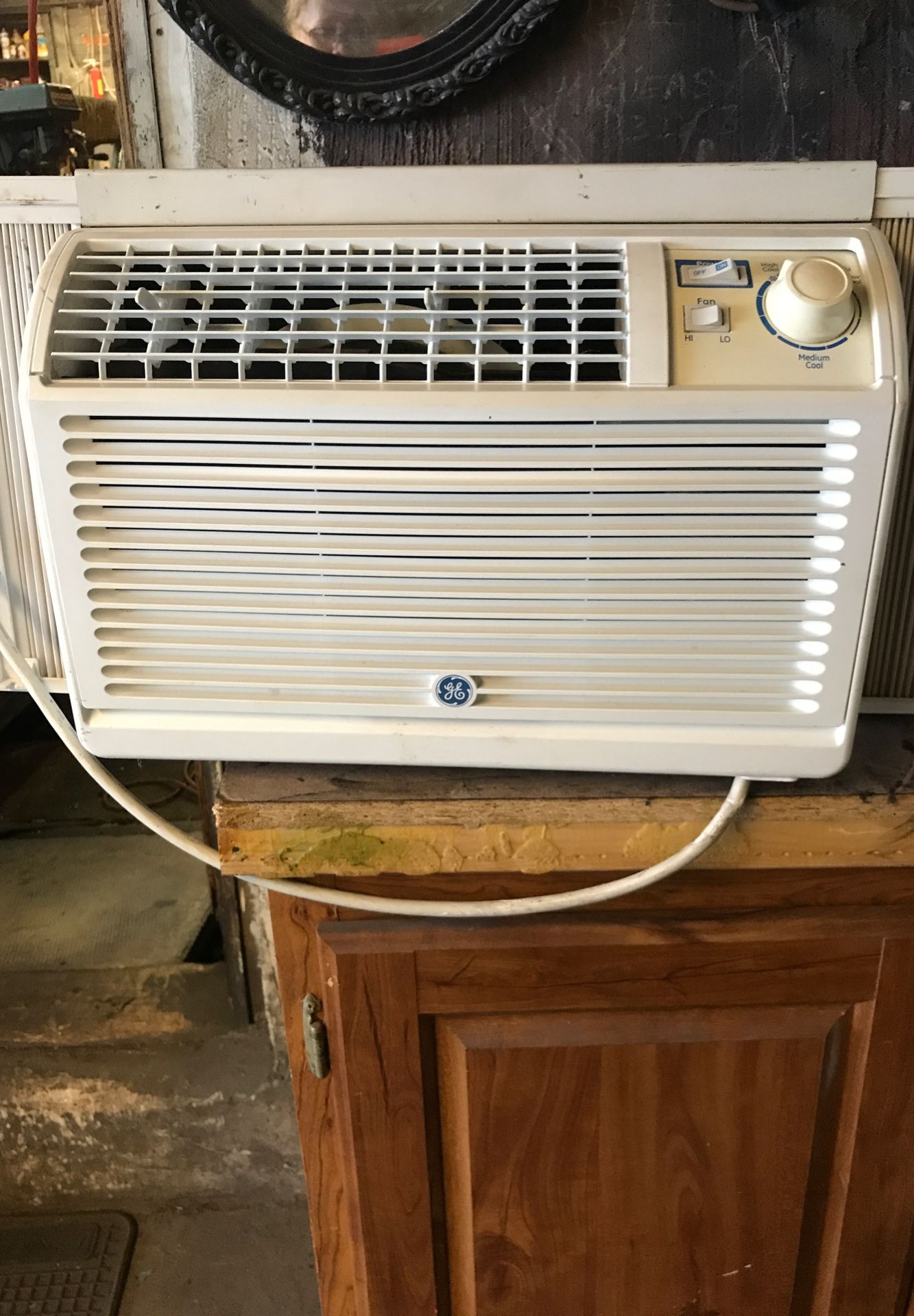 GE -Air condition. 52x12