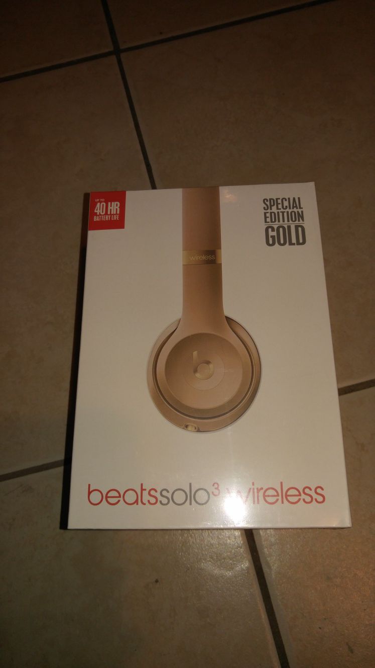 Beats Solo 3 Wireless Gold