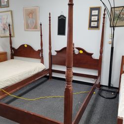 Queen Bed 