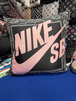Nike Travis SB pillow