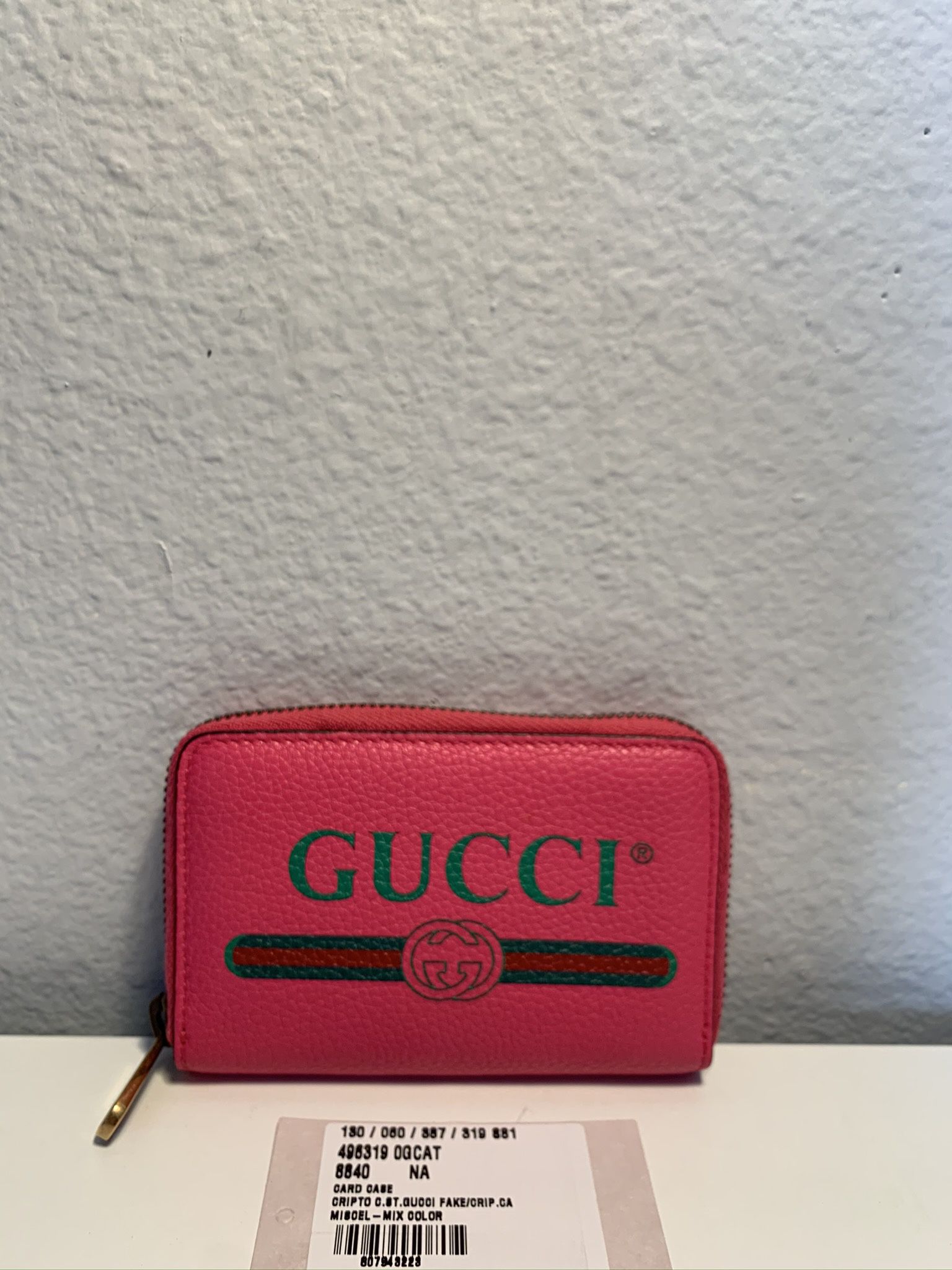 GUCCI Logo Pink Leather Coin Wallet $698