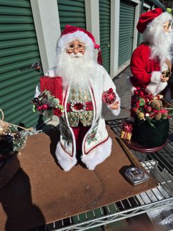 Karen Dideon Collectio. 