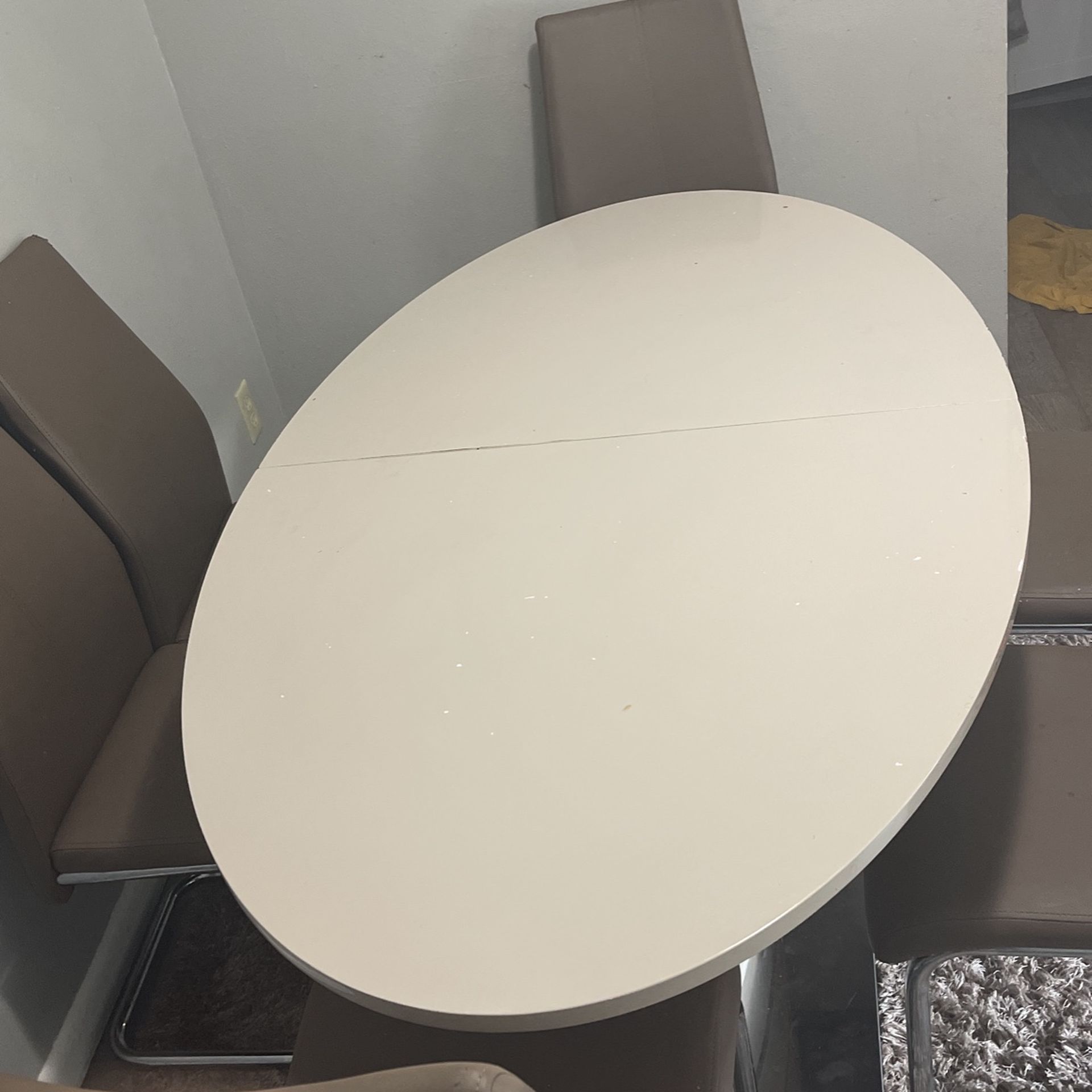 Dinner Table Set