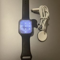 Apple Watch Series 8 [WiFi/GPS, 45mm] Excellent Condition