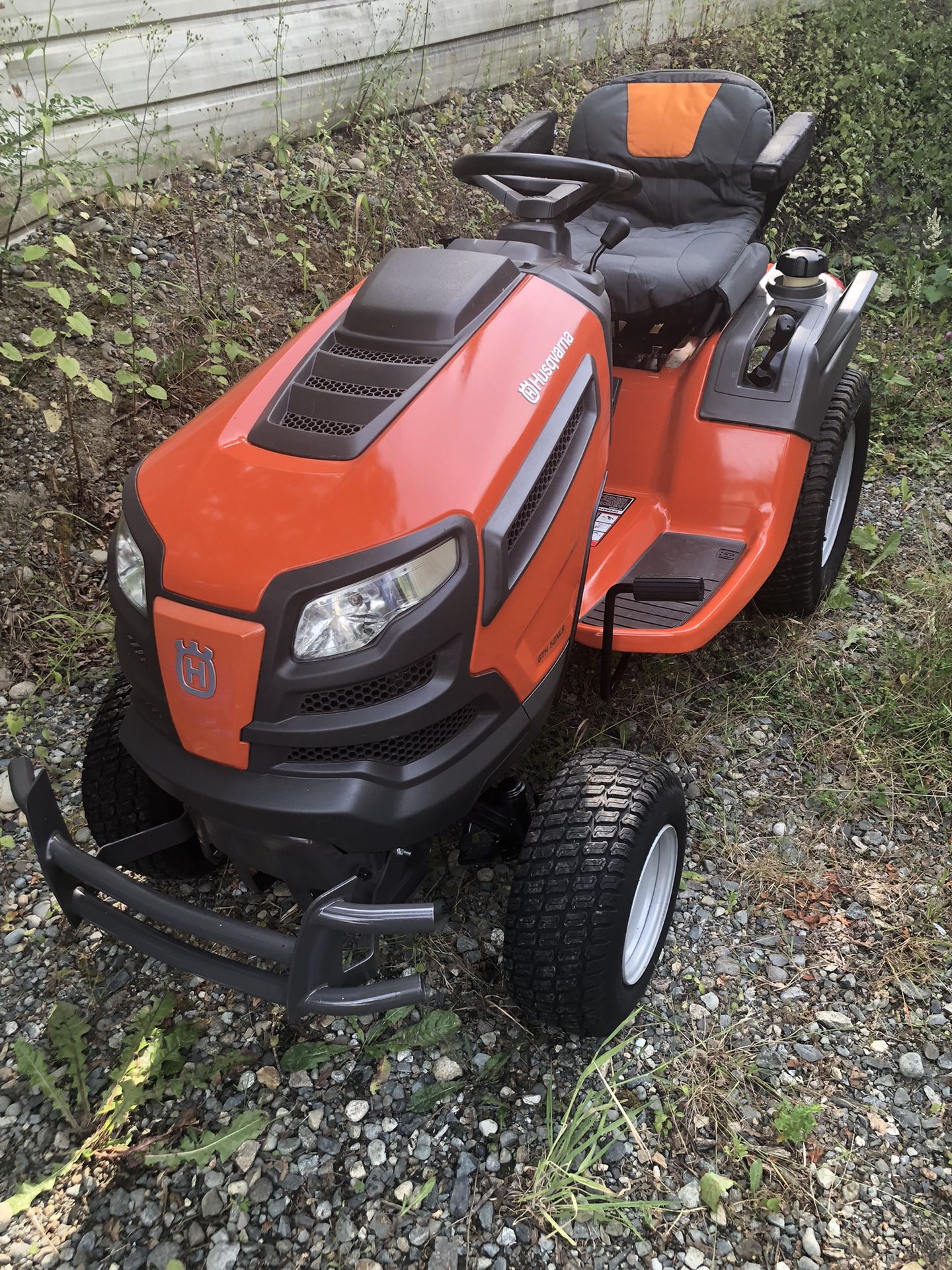Like New Husqvarna, GTH 52XLS endurance series Lawnmower