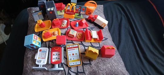 Lil McDonald's Toys Full Set
