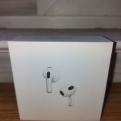 AirPods Generation 3 (Lighting-C)