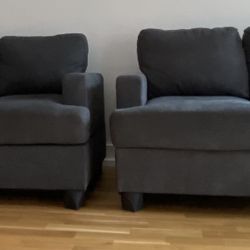 Move Out Sale: Set of a Gray Sofa 