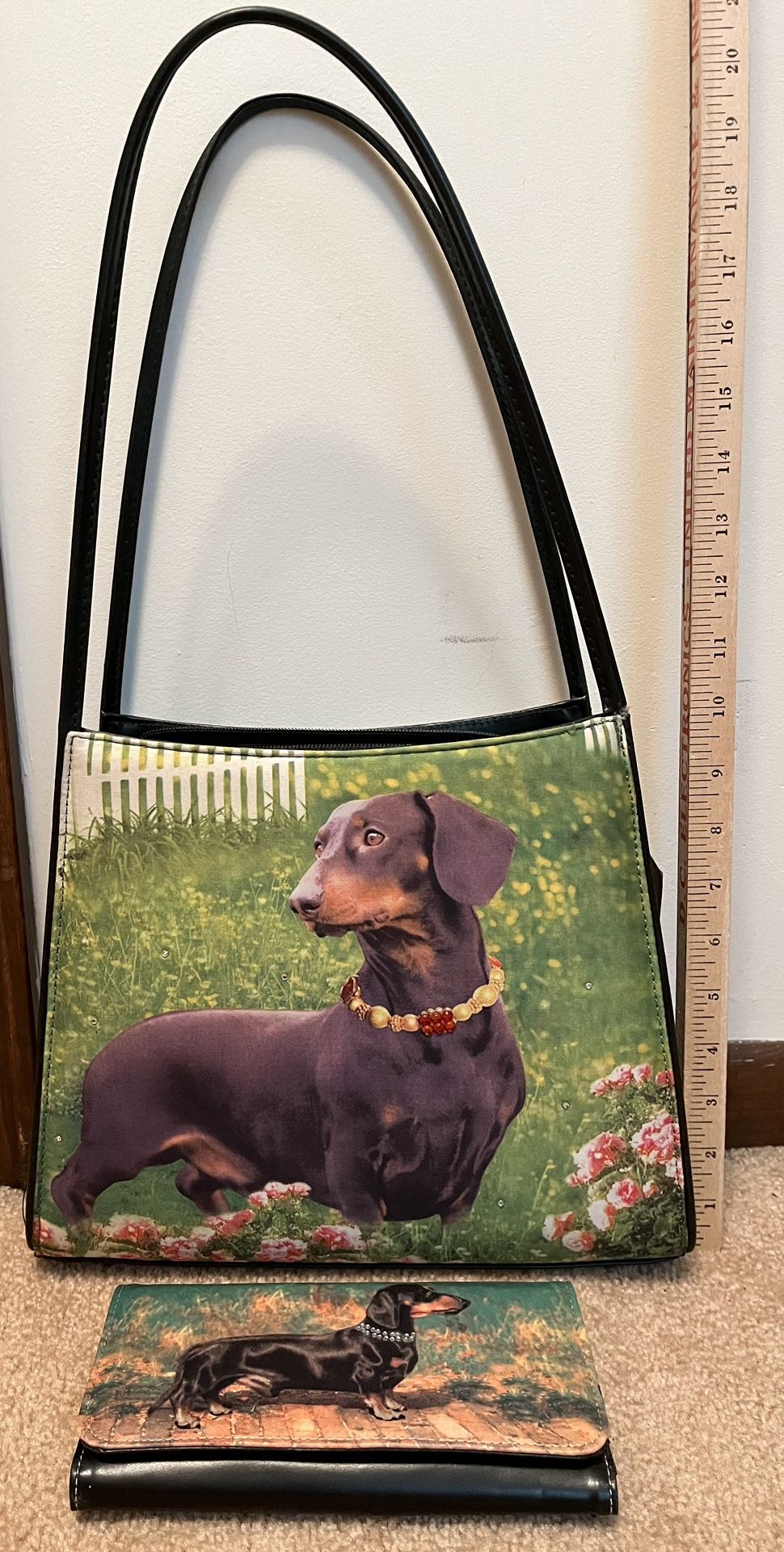 Purse and Wallet Dachshund Picture