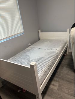 Twin  Cama / Bed