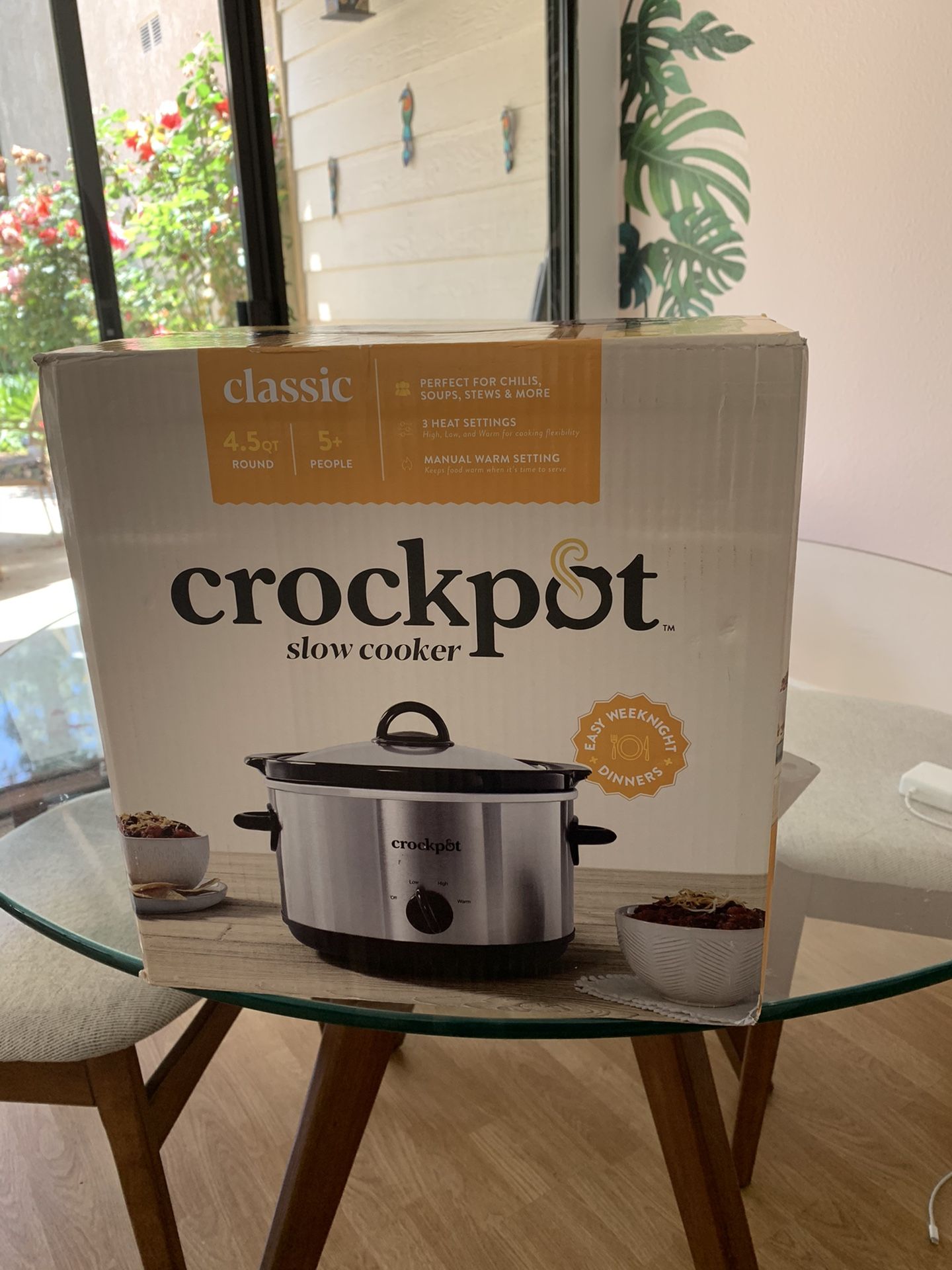 NEW Crockpot Slow Cooker
