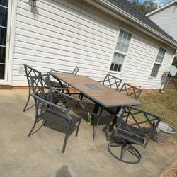 table and 6 chairs