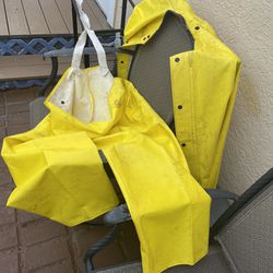 Large Rain Suit Set