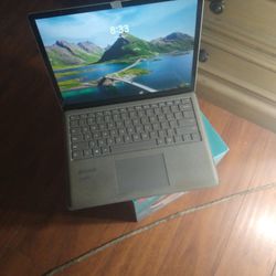 Surface Laptop2  Touch Screen