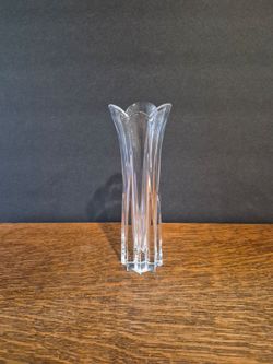 Vintage Mikasa Icicles Lead Crystal Bud Flower Vase 8"