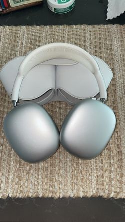 AirPods Max