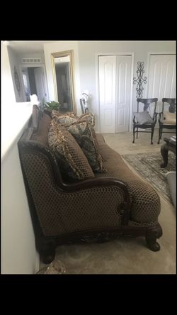 Beautiful sofa never use