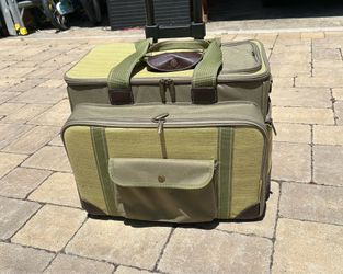 Ascot Rolling Picnic Basket