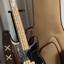 Precision bass - Fender Neck 