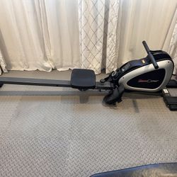 Fitness Rowing Machine 