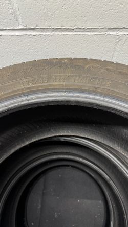 285/45 R22 Pirelli all season
