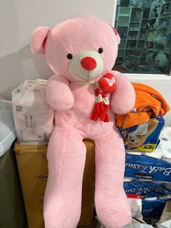 Giant teddy bear