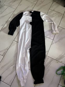 costume