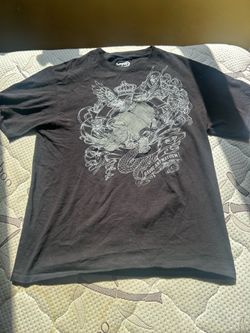 Ecko Unlimited Y2K style shirt